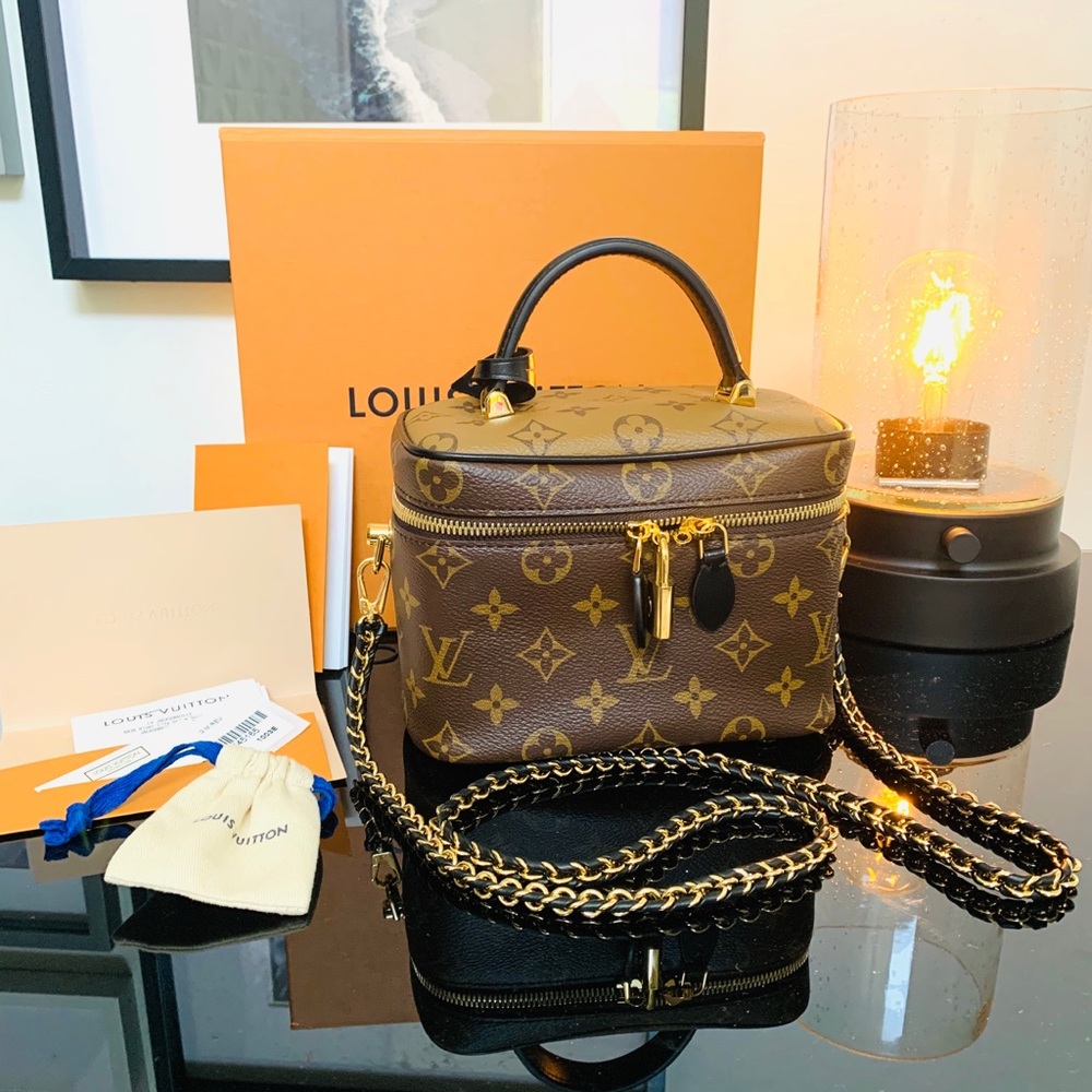 LOUIS VUITTON vanity Pm reverse